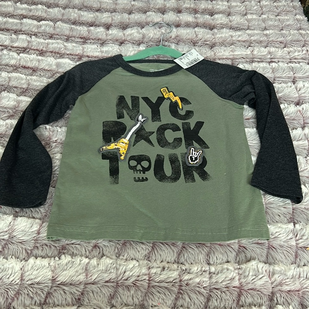 The children place not top size 3T